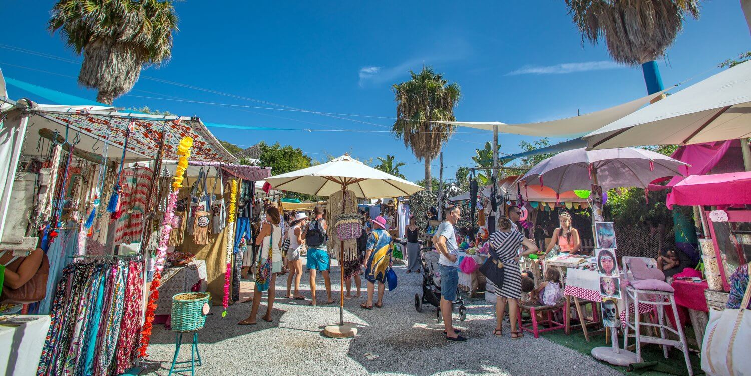 Colourful stalls at Las Dalias market